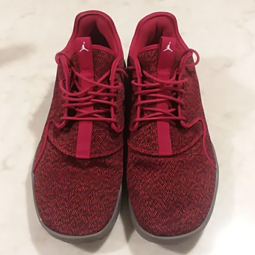 Red Jordan Eclipse